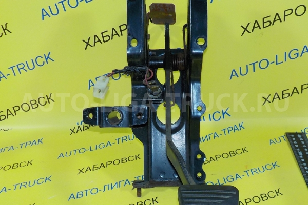 Педаль тормоза Mitsubishi Canter 4M42 Педаль тормоза  2006  MK515131