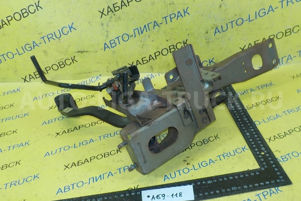 Педаль тормоза Nissan Atlas QD32 Педаль тормоза QD32 2005  46510-0T003