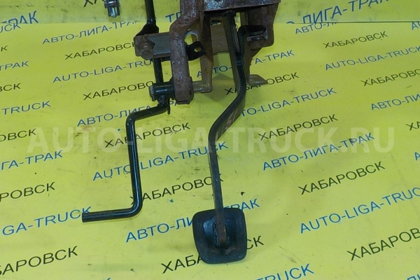 Педаль тормоза Nissan Atlas TD27 Педаль тормоза TD27 1997  46510-0T003