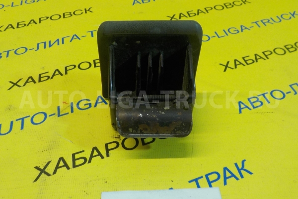Пепельница Isuzu Elf 4JG2 Пепельница 4JG2 1995 8-97853-892-3 Пепельница Isuzu Elf 4JG2 Пепельница 4JG2 1995 8-97853-892-3