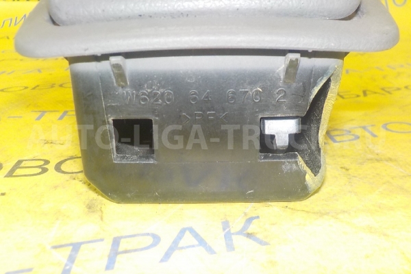 Пепельница Mazda Titan 4HG1 Пепельница 4HG1 2003  W620-64-660B