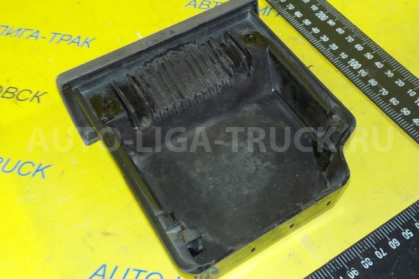 Пепельница Mazda Titan WL Пепельница WL 2002  W620-64-630B