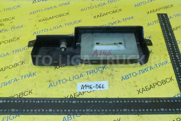 Пепельница Nissan Atlas FD35 Пепельница  1991  68800-21T00