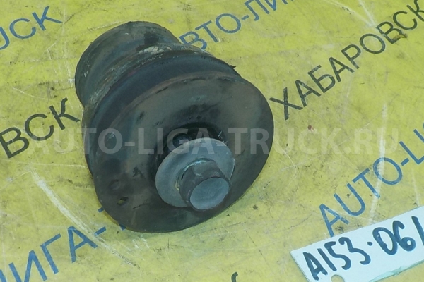 Передняя подушка кабины Nissan Atlas TD27 Передняя подушка кабины TD27 1996  95510-2T001