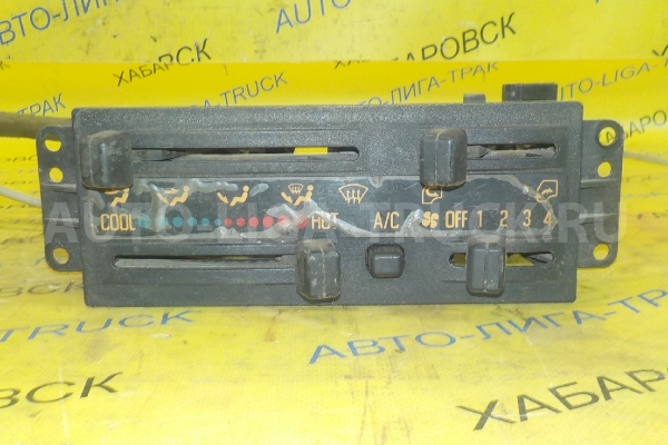 Переключатель печки Isuzu Elf 4HF1 Переключатель печки 4HF1 1996  8-97048-456-2