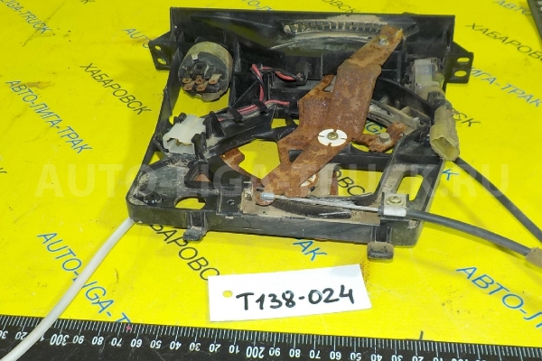 Переключатель печки Mazda Titan TF Переключатель печки TF 1994 W202-61-17X Переключатель печки Mazda Titan TF Переключатель печки TF 1994 W202-61-17X