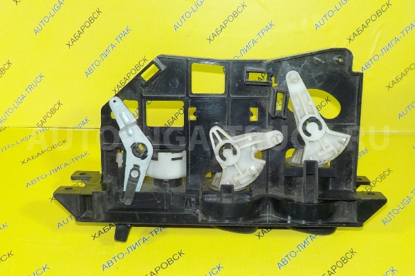 Переключатель печки Mitsubishi Canter 4M51 Переключатель печки 4M51 2000  MC140031