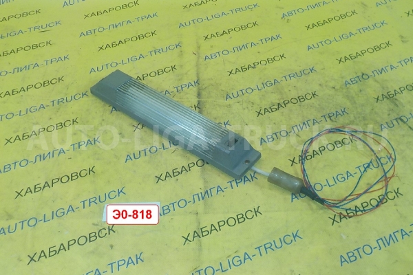 Плафон Isuzu Elf Плафон    D2500-5885