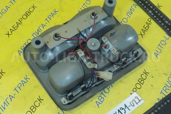 Плафон Mitsubishi Canter 4M50 Плафон 4M50   MC858395