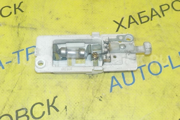 Плафон Nissan Atlas TD27 Плафон TD27 1993  26410-R8000