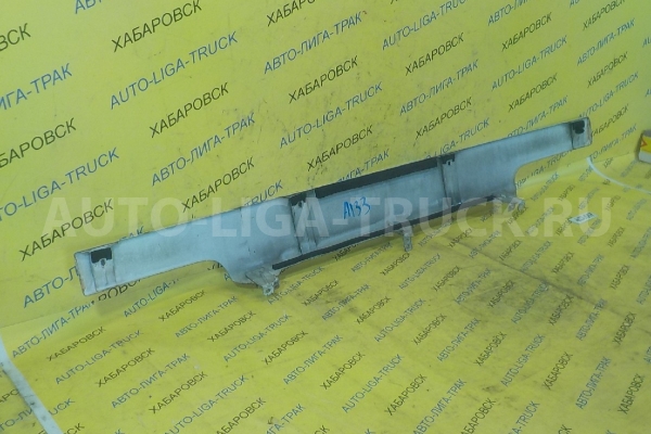 Планка над фарами Nissan Atlas QD32 Планка над фарами QD32 1999  62321-0T030