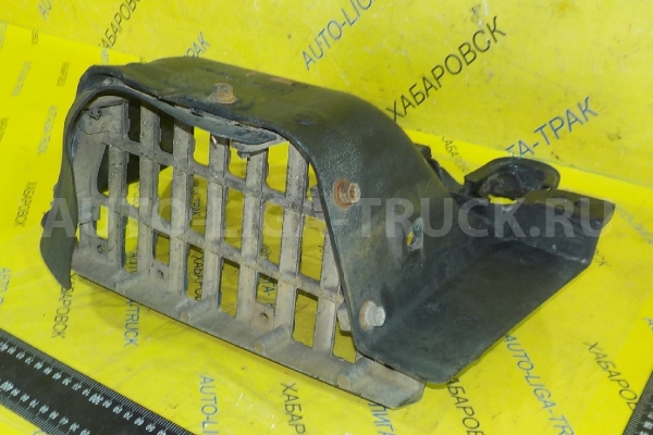 Подножка Isuzu Elf 4HF1 Подножка 4HF1 1995  8-97892-966-1