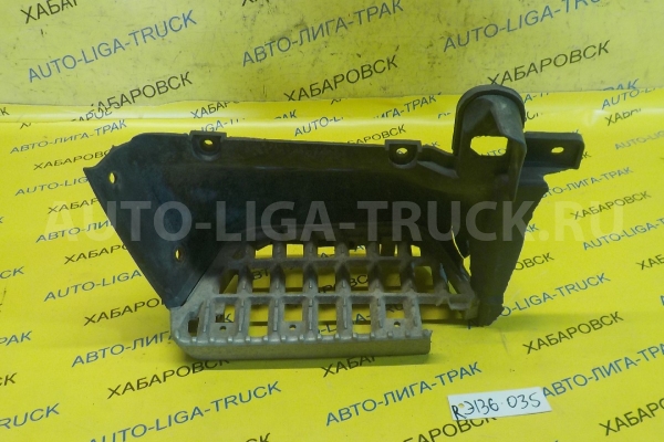 Подножка Isuzu Elf 4HF1 Подножка 4HF1 1996  8-97853-583-7