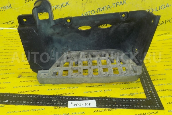 Подножка Isuzu Elf 4HG1 Подножка 4HG1 1996  8-97892-966-1