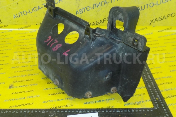 Подножка Isuzu Elf 4HG1 Подножка 4HG1 1996  8-97892-966-1