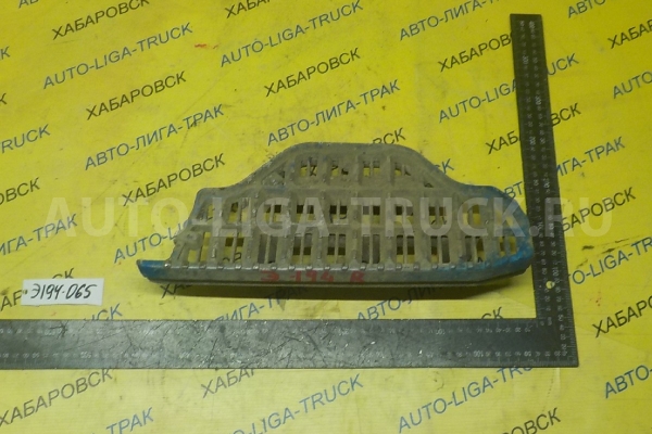 Подножка Isuzu Elf 4JB1 Подножка 4JB1 1988  8-9272-684-2