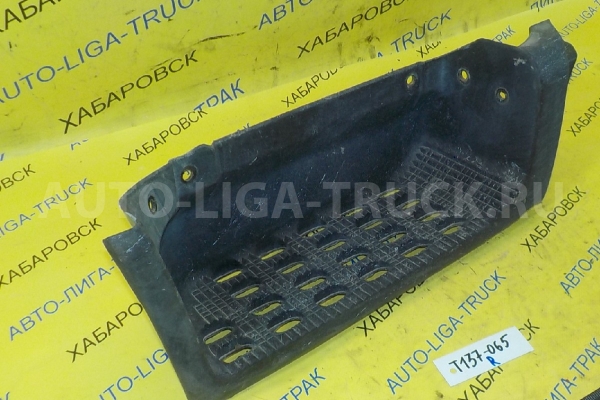 Подножка Mazda Titan 4HF1 Подножка 4HF1 1998  W201-50-9R1A