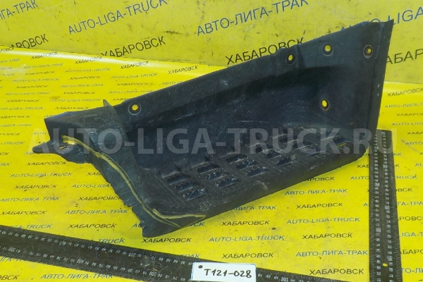 Подножка Mazda Titan 4HF1 Подножка 4HF1 1999  W201-50-9S1A