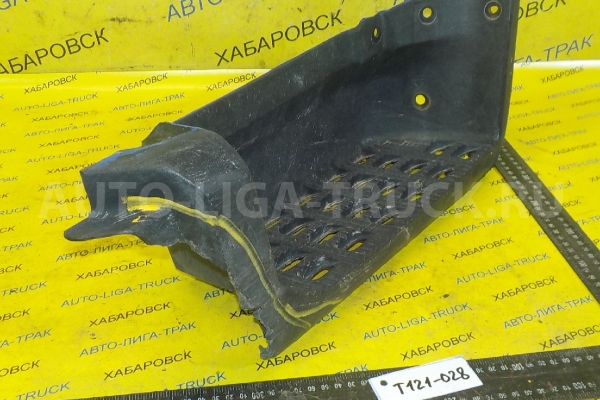 Подножка Mazda Titan 4HF1 Подножка 4HF1 1999  W201-50-9S1A