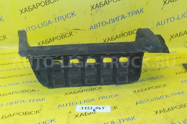 Подножка Mazda Titan 4HF1 Подножка 4HF1 1998  W201-50-9R1A