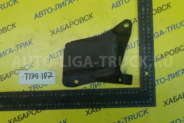 Подножка Mazda Titan 4HF1 Подножка 4HF1 2001 W620-43-041 Подножка Mazda Titan 4HF1 Подножка 4HF1 2001 W620-43-041
