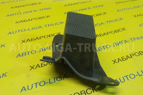 Подножка Mazda Titan 4HF1 Подножка 4HF1 2001 W620-43-041 Подножка Mazda Titan 4HF1 Подножка 4HF1 2001 W620-43-041