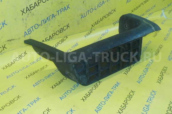 Подножка Mazda Titan SL Подножка SL 1994  W201-50-9R1A