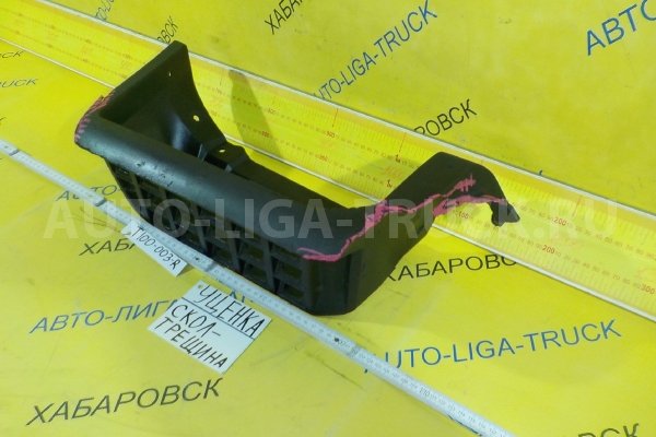 Подножка Mazda Titan SL Подножка SL 1994  W201-50-9R1A