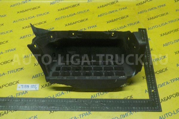 Подножка Mazda Titan TF Подножка TF 2001 W610-51-V11F Подножка Mazda Titan TF Подножка TF 2001 W610-51-V11F