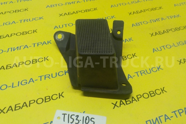 Подножка Mazda Titan WL Подножка WL 2001  W620-43-041