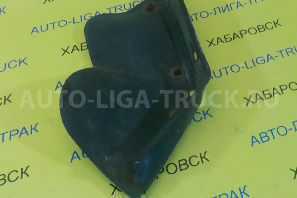 Подножка Mitsubishi Canter 4D33 Подножка 4D33 1999  MC146206