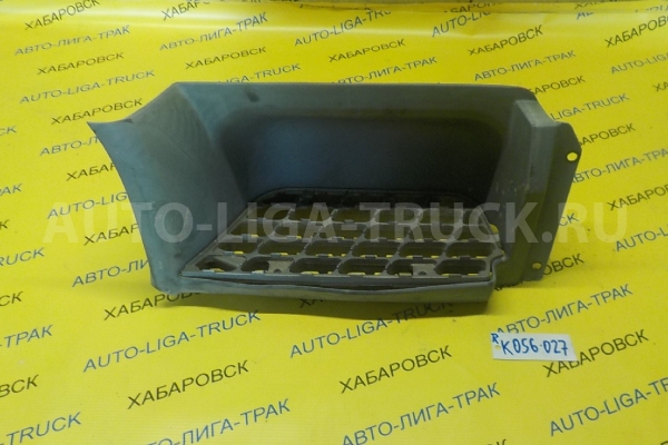 Подножка Mitsubishi Canter 4D35 Подножка 4D35 1998 MC139312 Подножка Mitsubishi Canter 4D35 Подножка 4D35 1998 MC139312
