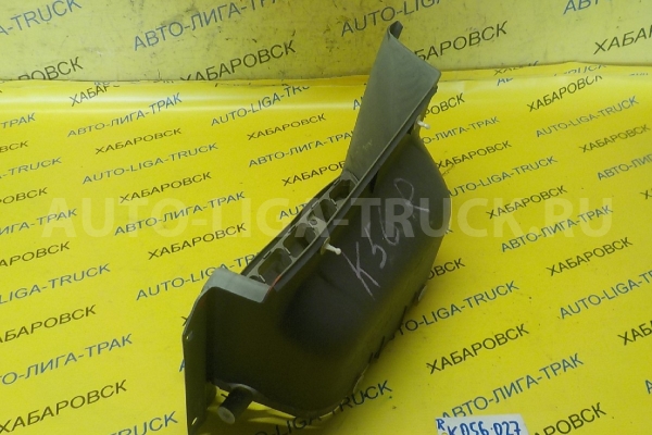 Подножка Mitsubishi Canter 4D35 Подножка 4D35 1998 MC139312 Подножка Mitsubishi Canter 4D35 Подножка 4D35 1998 MC139312