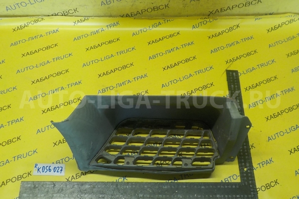 Подножка Mitsubishi Canter 4D35 Подножка 4D35 1998 MC139312 Подножка Mitsubishi Canter 4D35 Подножка 4D35 1998 MC139312