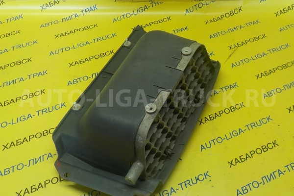 Подножка Mitsubishi Canter 4D35 Подножка 4D35 1998 MC139312 Подножка Mitsubishi Canter 4D35 Подножка 4D35 1998 MC139312