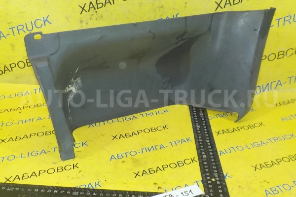 Подножка Nissan Atlas QD32 Подножка QD32 2005  76961-6T000