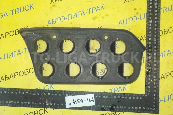 Подножка Nissan Atlas QD32 Подножка QD32 2005  96150-5T000