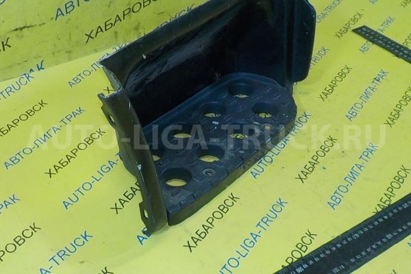 Подножка Nissan Atlas TD27 Подножка TD27 1997 76478-0T001 Подножка Nissan Atlas TD27 Подножка TD27 1997 76478-0T001