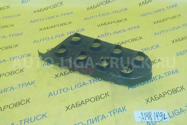 Подножка Nissan Atlas TD27 Подножка TD27 1999  96151-5T000