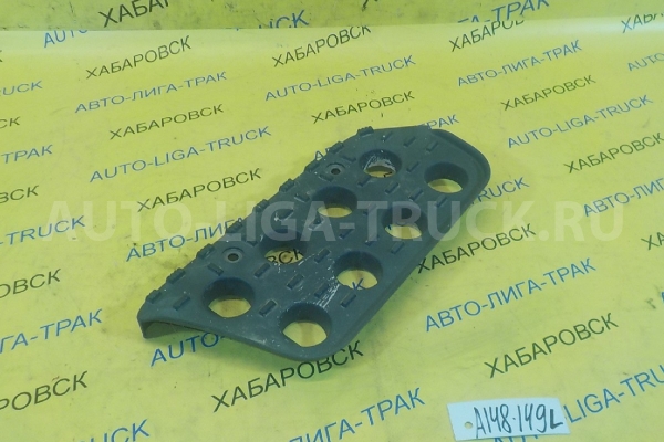 Подножка Nissan Atlas TD27 Подножка TD27 1999  96151-5T000