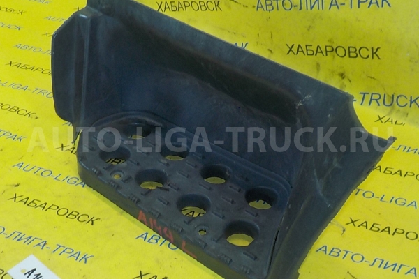 Подножка Nissan Atlas TD27 Подножка TD27 1993  96151-5T000