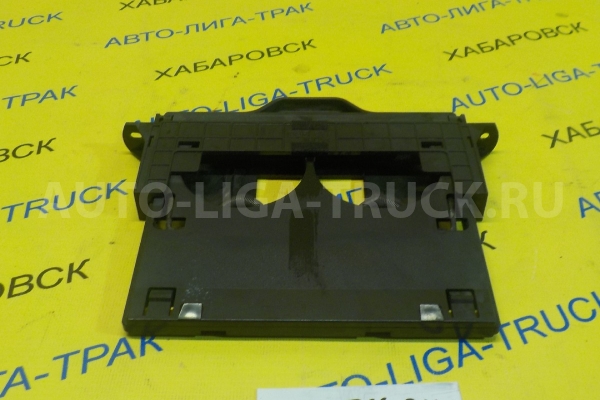 Подстаканник Isuzu Elf 4JG2 Подстаканник 4JG2 1995  8-97853-172-8