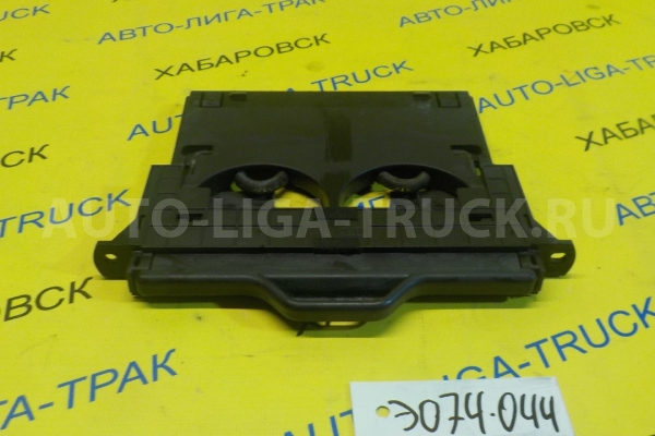 Подстаканник Isuzu Elf 4JG2 Подстаканник 4JG2 1995  8-97853-172-8