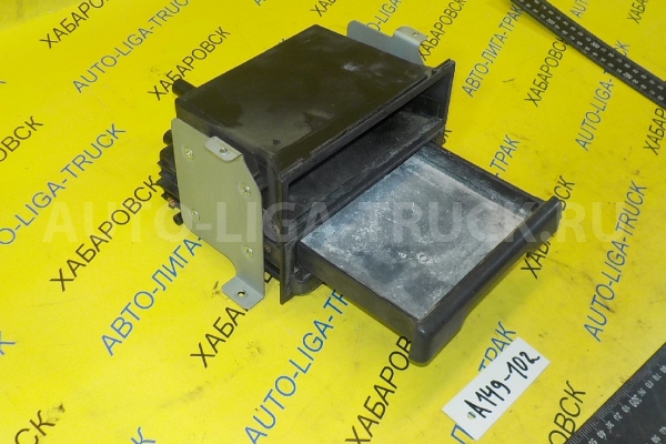 Подстаканник Nissan Atlas TD27 Подстаканник TD27 1993  68475-0T000