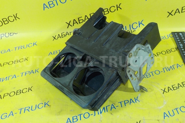 Подстаканник Toyota Dyna, Toyoace 15В Подстаканник 1995 55615-37010 Подстаканник Toyota Dyna, Toyoace 15В Подстаканник 1995 55615-37010