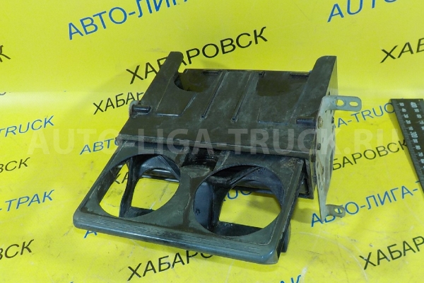 Подстаканник Toyota Dyna, Toyoace 15В Подстаканник 1995 55615-37010 Подстаканник Toyota Dyna, Toyoace 15В Подстаканник 1995 55615-37010