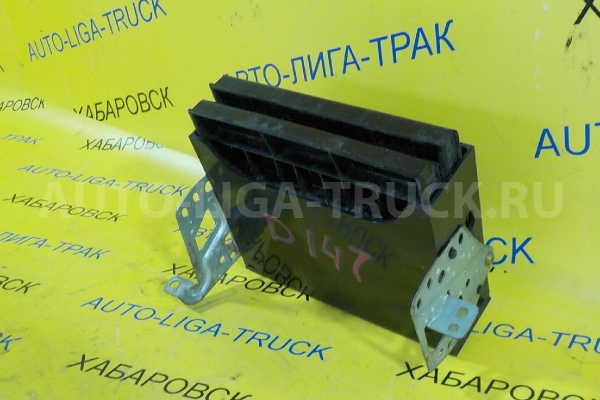 Подстаканник Toyota Dyna, Toyoace 15В Подстаканник 1995 55615-37010 Подстаканник Toyota Dyna, Toyoace 15В Подстаканник 1995 55615-37010