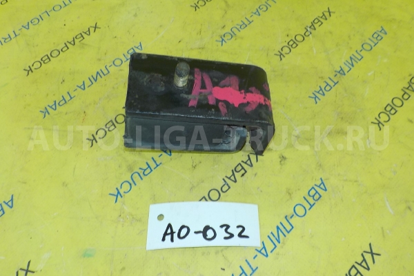 Подушка ДВС Nissan Atlas     11221-6T000