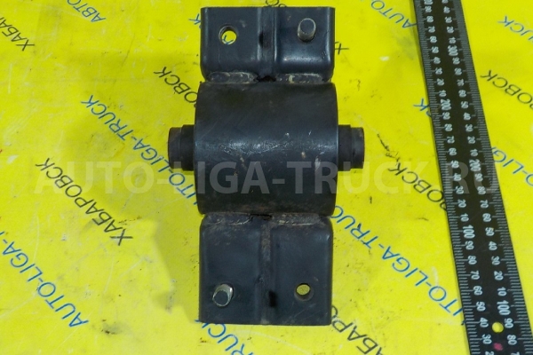 подушка КПП Nissan Atlas BD30 подушка КПП  1995  11320-0T500