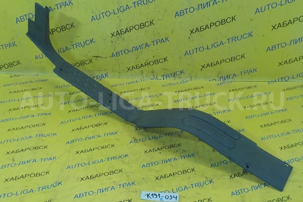 Порог Mitsubishi Canter 4M50 Порог 4M50   MC924774